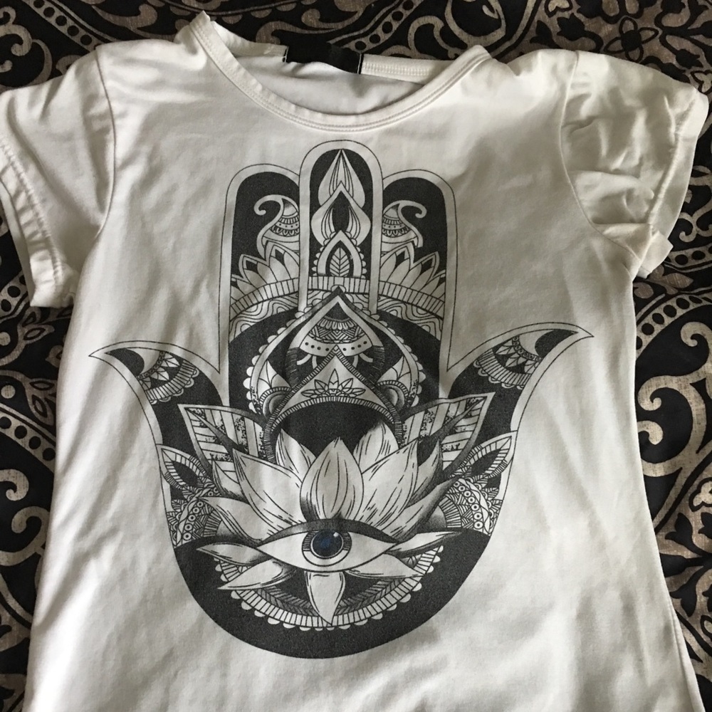 Cute, trendy Hamsa tee